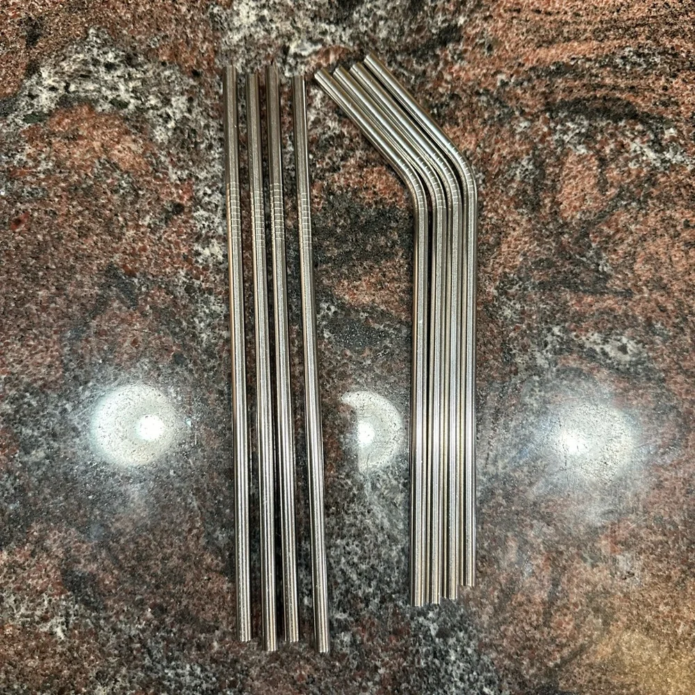 Set of 8 reusable metal straws